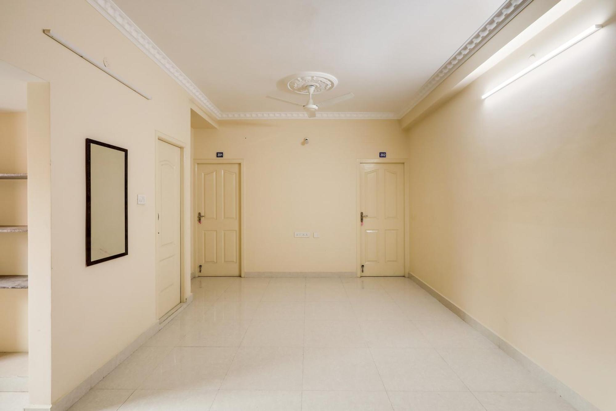 Hotel O K V R Residency - Elite